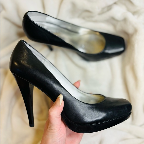 Jessica Simpson Black Heels Size 8 - Picture 1 of 8